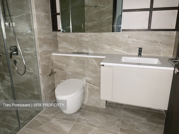 Lake Grande (D22), Condominium #202581512